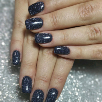 Манікюр з покриттям
                    Мастер маникюра Наталія Киев