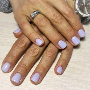 Манікюр з покриттям
                    Мастер маникюра Наталія Киев