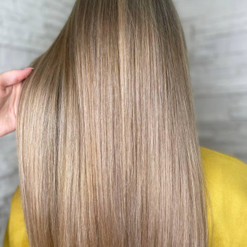 Фарбування з освітленням, шатуш
                    Салон красоты Fargo Киев