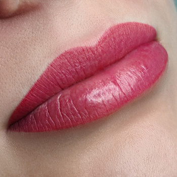 Перманентный макияж (татуаж) губ, фото - мастер перманентного макияжа Алёна Селиванская