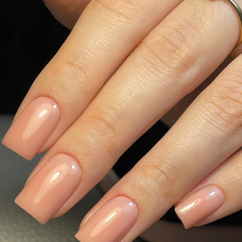 Покрытие ногтей с укреплением гелем
                    Майстер манікюру Олена Київ