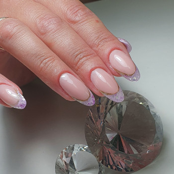 Наращивание ногтей гелем и покрытие гель-лак
                    Мастер перманентного макияжа Алёна Киев