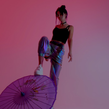 Фотосессия в студии стильная неоновая, фото - Фотограф Поліна