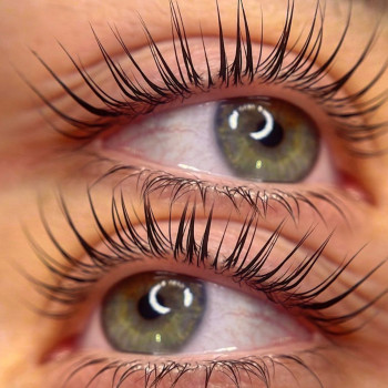 Ламінування вій
                    Майстер перманентного макіяжу Анастасія Кривий Ріг