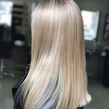 Фарбування волосся
                    Салон красоты Bonjour Львов