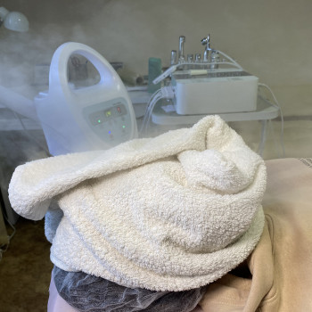 Чистка на Холі Ленд