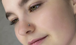 Ламінування і корекція брів Бровист Юля Ужгород