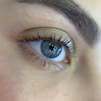 Ламинирование ресниц и окрашивание