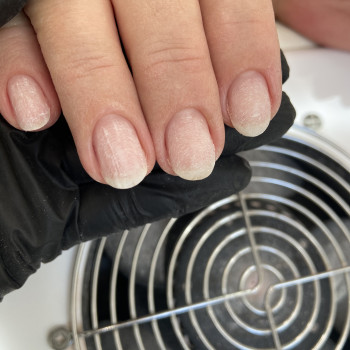 Манікюр, фото - салон краси Star rise studio