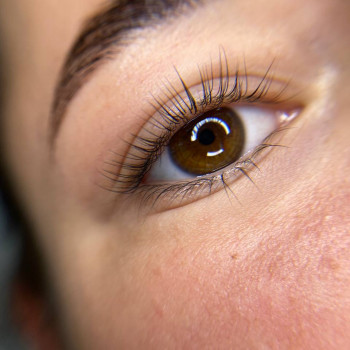 Ламі вій
                    Салон красоты Star rise studio Киев