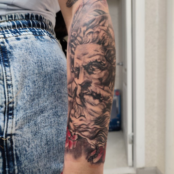 Фото з портфоліо майстра Максим Кравченко (тату майстер, Одеса)