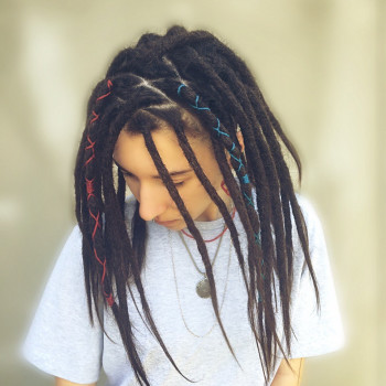 Натуральные дреды
                    Викладач курсів краси Елена Ужгород