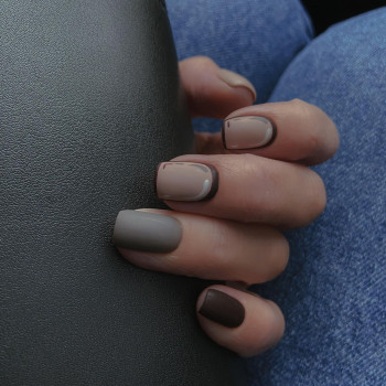 Манікюр зі зняттям та покриттям
                    Салон красоты Fargo Киев