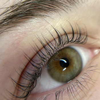 Ламінування вій
                    Майстер перманентного макіяжу Анастасія Кривий Ріг