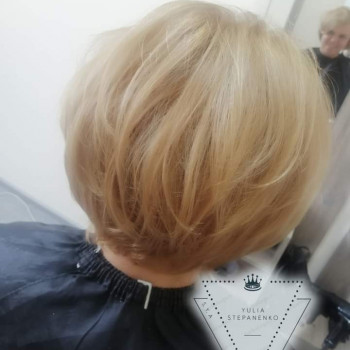 Фарбування, мелірування. Академмістечко
                    Салон краси Jazz Київ