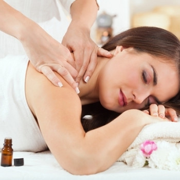 Загальний ручний classic масаж
                    Массажист Олена Ровно