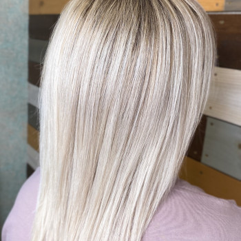 Сложное окрашивание волос
                    Парикмахер-колорист Мария Днепр