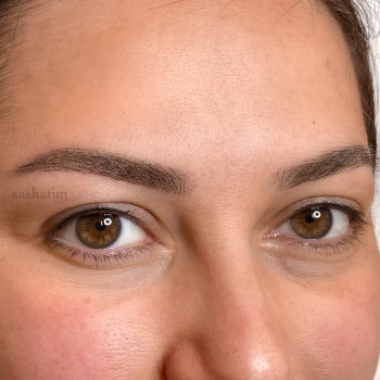 Пудрові брови та міжвійка