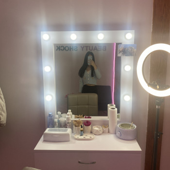 Робоче місце бровиста/візажиста/ламімейкера, фото - візажист Ніка Титаненко