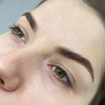 Коррекція воском + фарбування хною