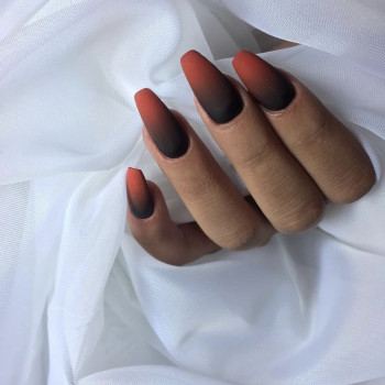 Нарощування нігтів
                    Мастер маникюра Татьяна Киев