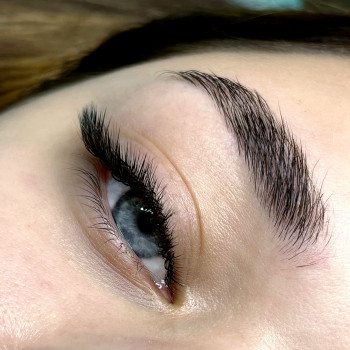 Нарощування вій
                    Лешмейкер Ирина Чернигов