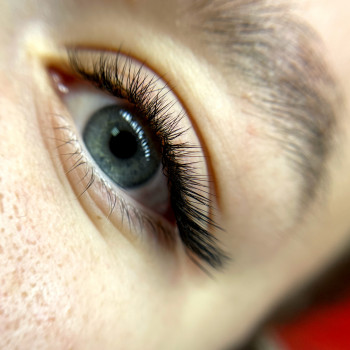 Нарощування вій
                    Лешмейкер Ирина Чернигов