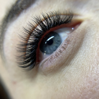 Нарощування вій
                    Лешмейкер Ирина Чернигов