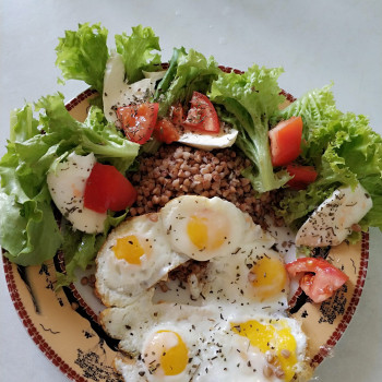 Послуги дієтолога
                    Фитнес тренер Андрій Луцк