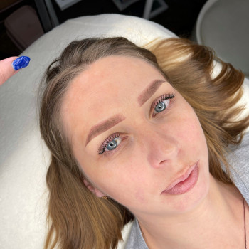 Перманент бровей