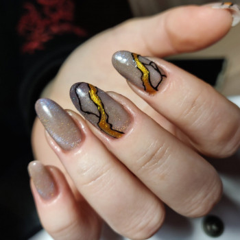 Нарощування нігтів
                    Майстер манікюру Марина Дніпро