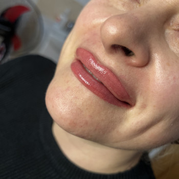 Перманентний татуаж
                    Косметолог-инъекционист Світлана Каменец-Подольский