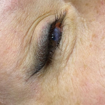 Стрілка з розтушовкою