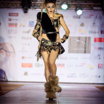 Макіяж
                    Парикмахер-визажист Елена Харьков