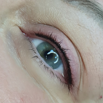 Міжвійка і стрілочка
                    Майстер перманентного макіяжу Anna Дніпро