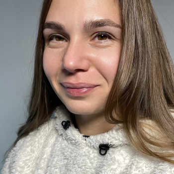 Зроблена одна процедура перманенту брів, фото перед корекціє