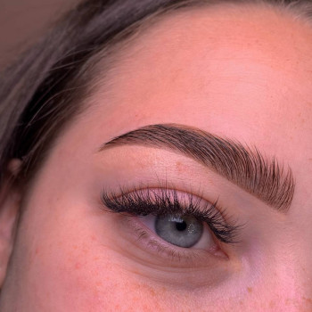 Оформление/окрашивание бровей хна/краска
                    Салон красоты Beauty Service Запорожье