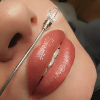 Перманентный татуаж Запорожье
                    Майстер перманентного макіяжу Марія Запоріжжя