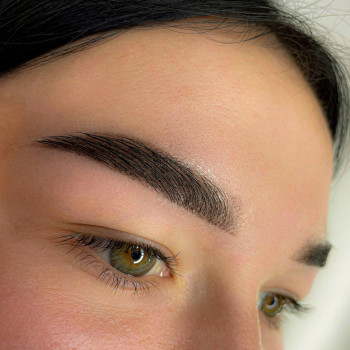 Корекція та фарбування брів✨