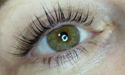 Ламинирование ресниц Майстер перманентного макіяжу Роксана Київ