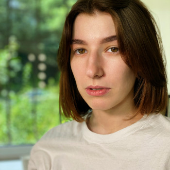 Моделирование бровей
                    Бровист Евгения Киев