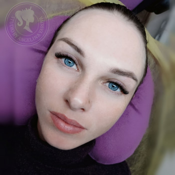 Наращивание ресниц
                    Лешмейкер Ангелина Запоріжжя