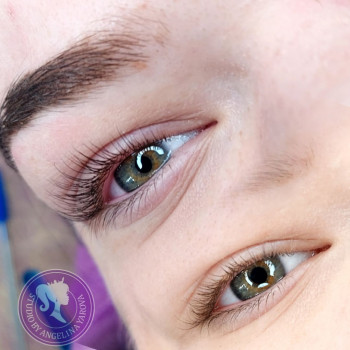 Наращивание ресниц
                    Лешмейкер Ангелина Запоріжжя