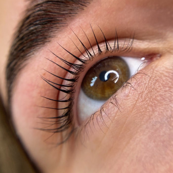 Ламінування вій