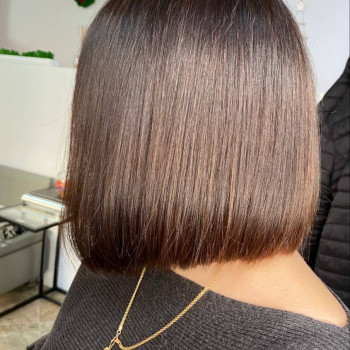 Стрижка жіноча
                    Салон красоты GENEVIE Тернополь