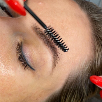 Видалення татуажу губ, брів
                    Косметолог Ирина Киев