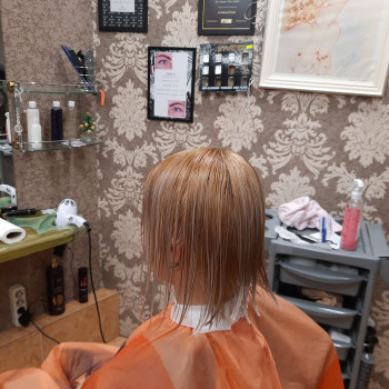 Окрашивание...осветление корней + осветление полотна + тонир