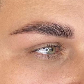 Ламінування брів + корекція + фарбування