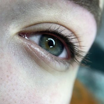 Перманент міжвійки
                    Бровист Елена Днепр