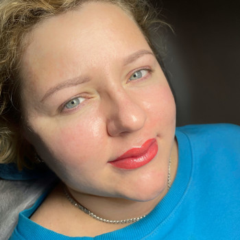 Перманентний макіяж губ